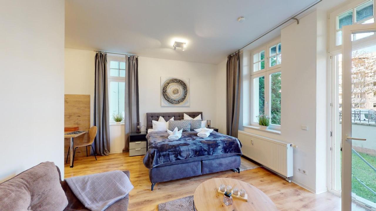 Sweethome - Business-Apartment Mit Kueche, Terrasse, Stellplatz Magdeburg Exterior foto